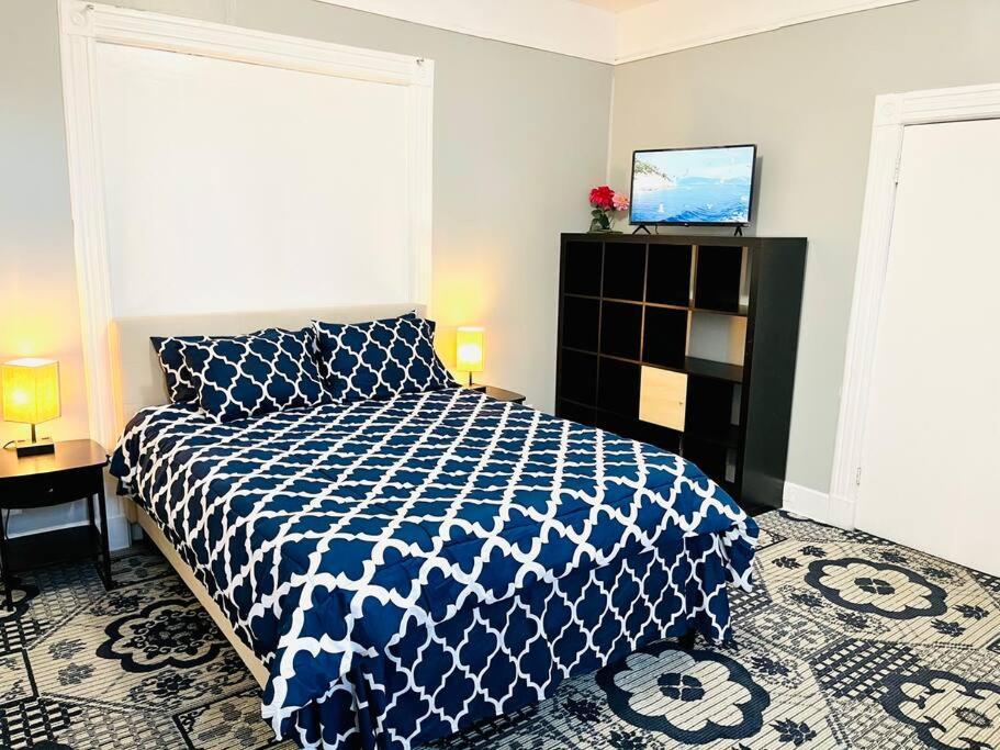3 Bedrooms 2 Stops To Manhattan Нью-Йорк Екстер'єр фото